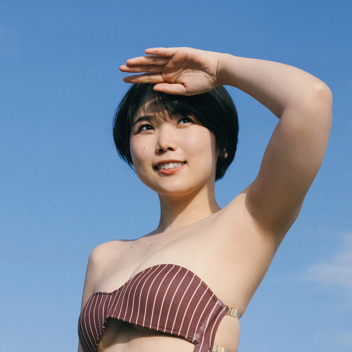 顔もスタイルも「ちょうどいい」と話題の大人向け配信者・すみれchがギリギリを攻めたデジタル写真集を発売!「スカイプで初めて話した男性に『見せてよ』と言われて......」